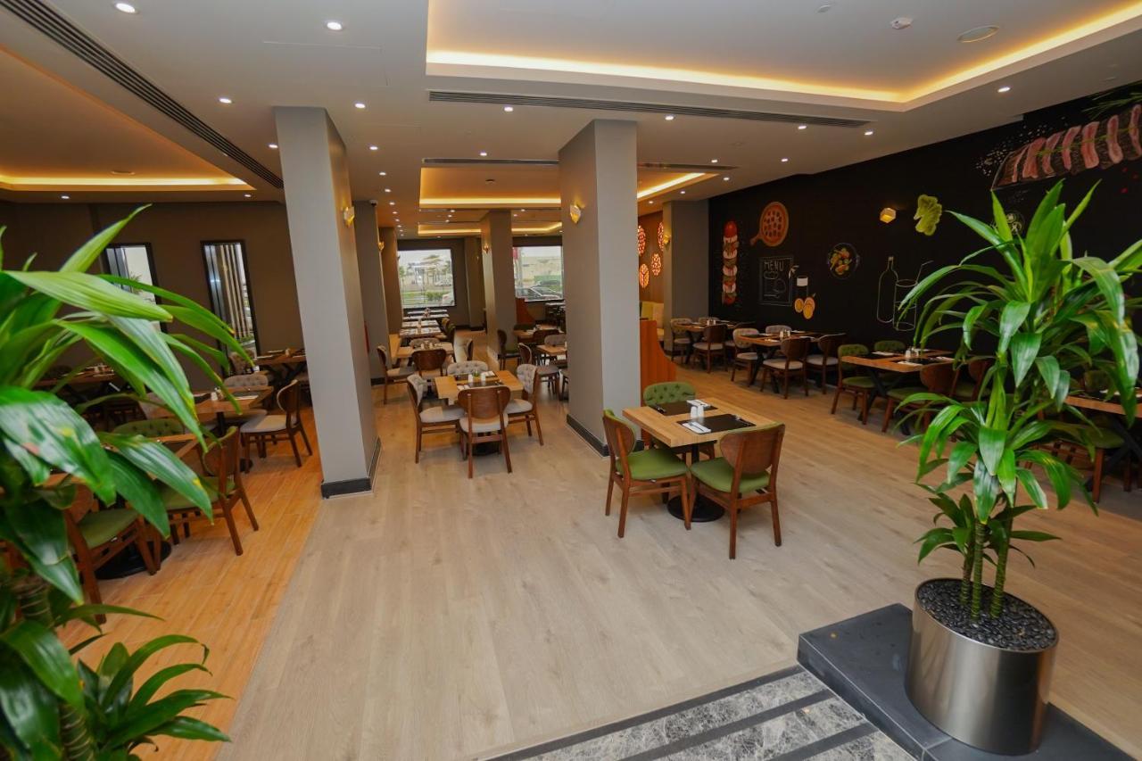 The Grand Lux Hotel Doha