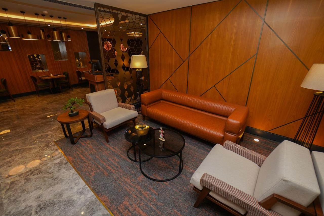 The Grand Lux 5* Doha